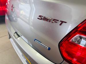 Suzuki Swift Photo 18