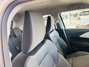 Suzuki Swift Photo 27