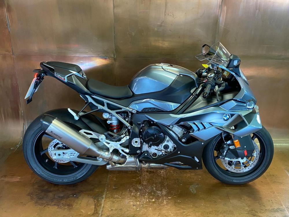 BMW S 1000 RR Photo at-cfb983305ffa451b818f7ac0f24d6413.jpg