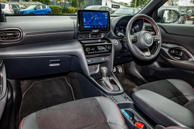 Used Toyota Yaris Cross GY73YCZ 6