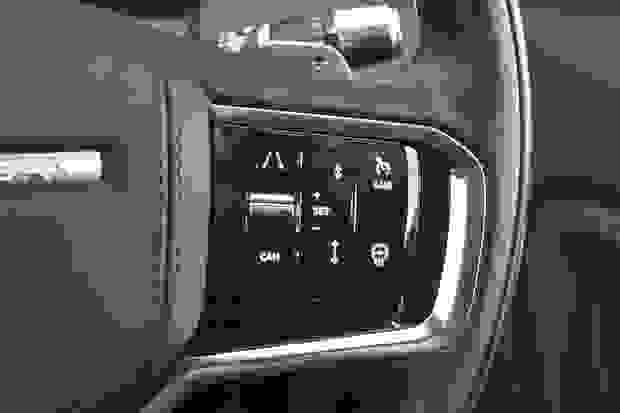 Land Rover DISCOVERY SPORT Photo at-cfe027f1ce044219add1d31c0606b2bb.jpg