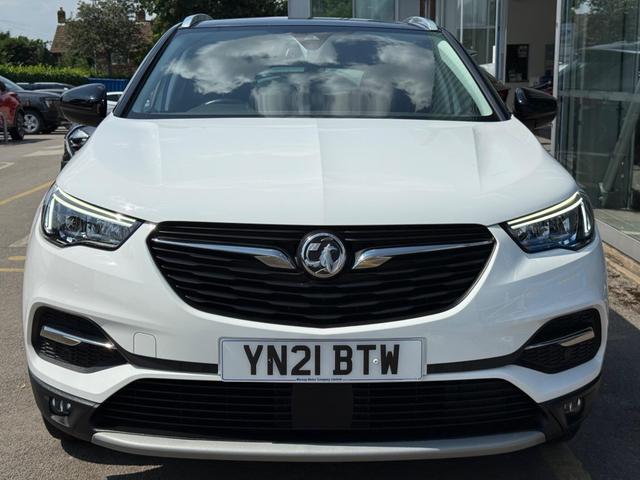 Used Vauxhall Grandland X YN21BTW 3
