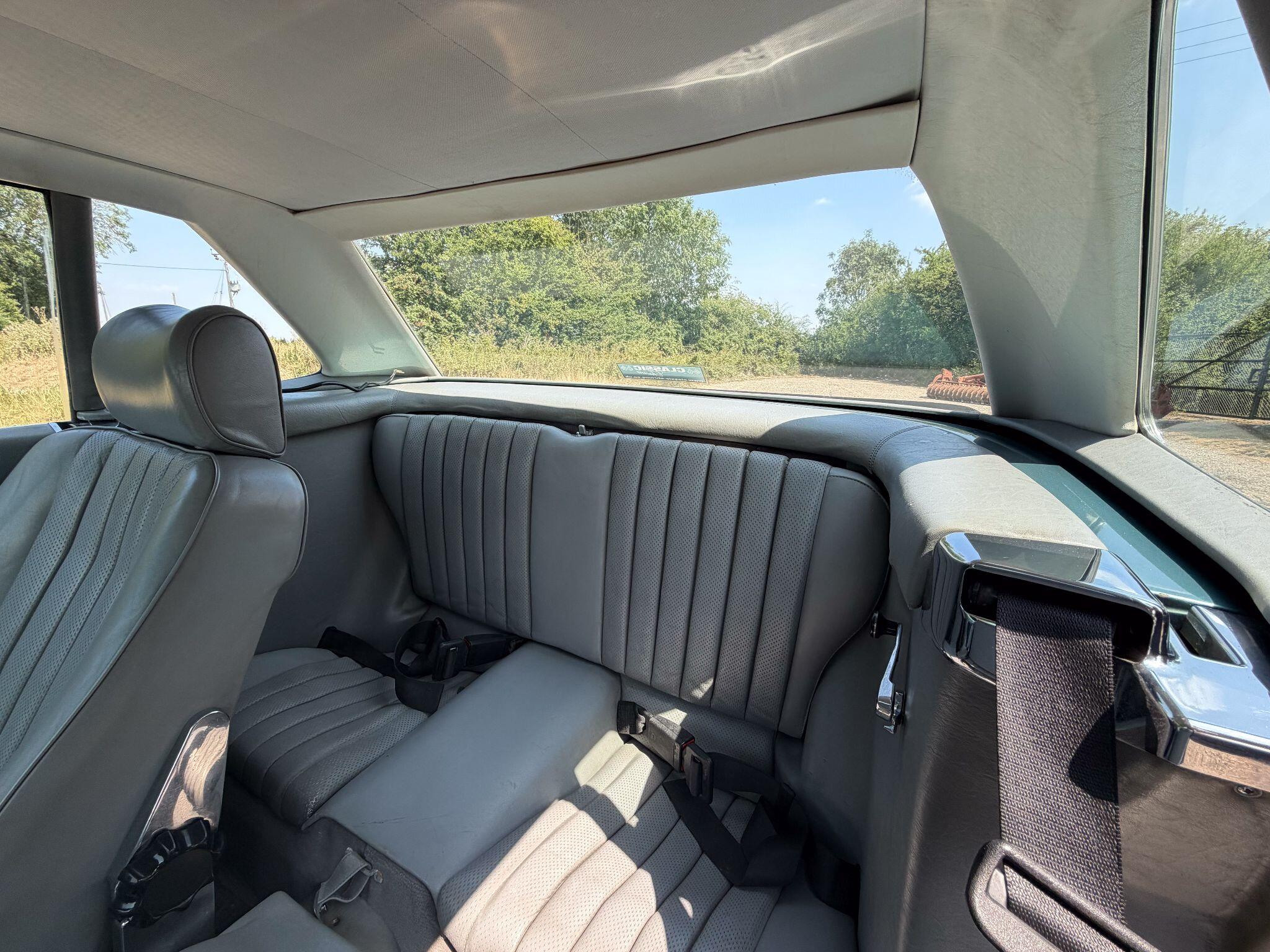 Mercedes-Benz 380 3.8 SL 2dr — photo 14