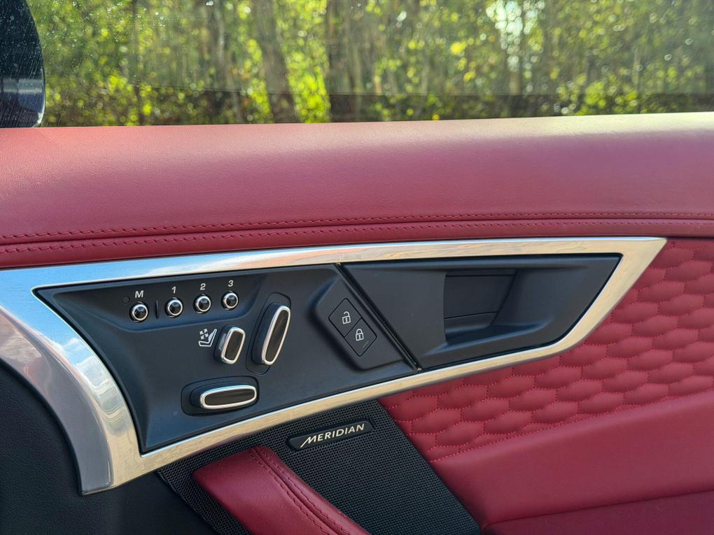 Used Jaguar F-Type JJJ6K 8