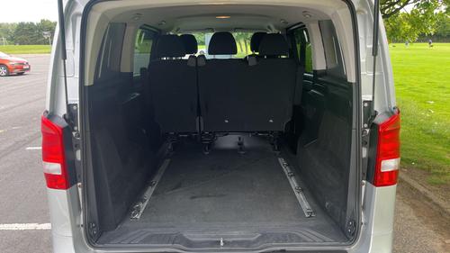 Mercedes-Benz Vito Photo at-d03dedf61df941ed8d82704a3719d594.jpg