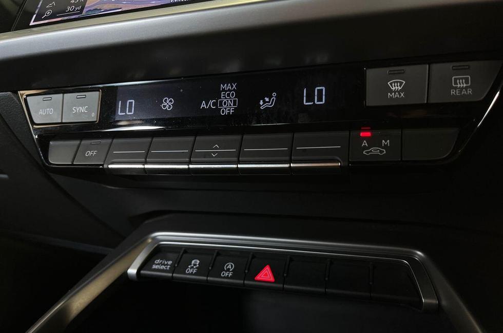 Audi A3 Photo at-d04ab6c36c034d1098f0d540ef3a3562.jpg
