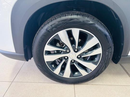 Suzuki S-Cross Photo at-d056c6781c9047fdae07d651ef041f6a.jpg