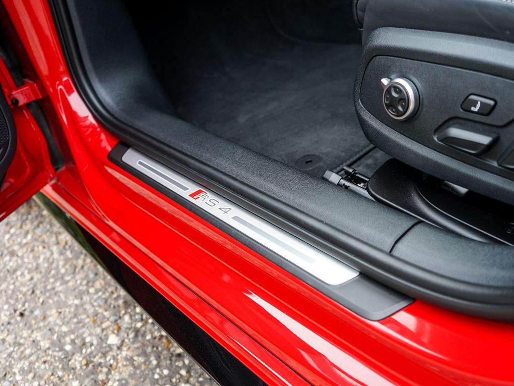 Used Audi RS4 Avant LD22EVY 20