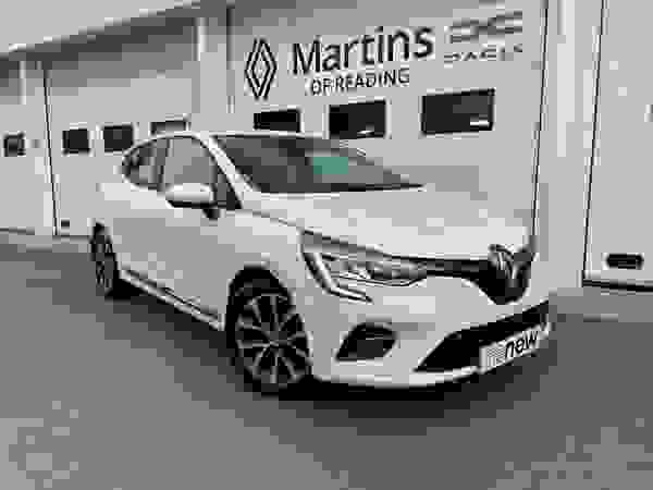 Used 2019 Renault Clio 1.0 TCe Iconic Euro 6 (s/s) 5dr White at Martins Group