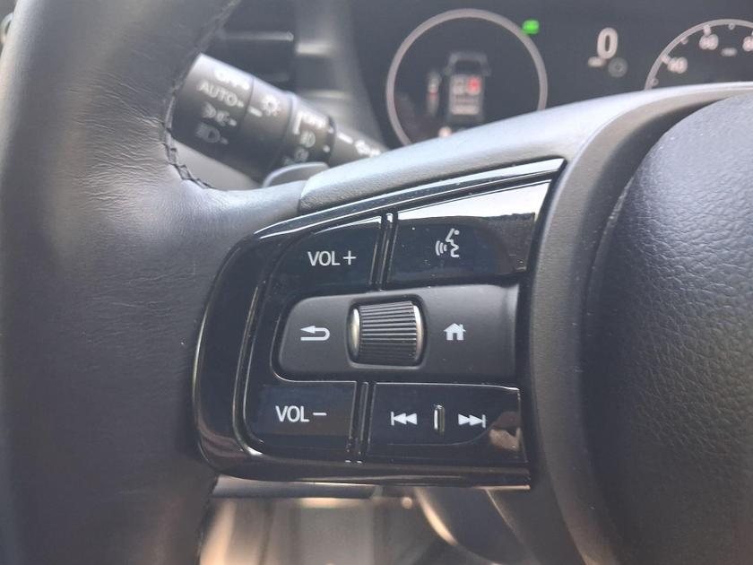 Honda HR-V Photo at-d072c4d55b3443c7a6170edeae730043.jpg