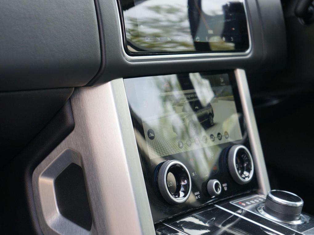 Used Land Rover Range Rover YG68JSZ 18