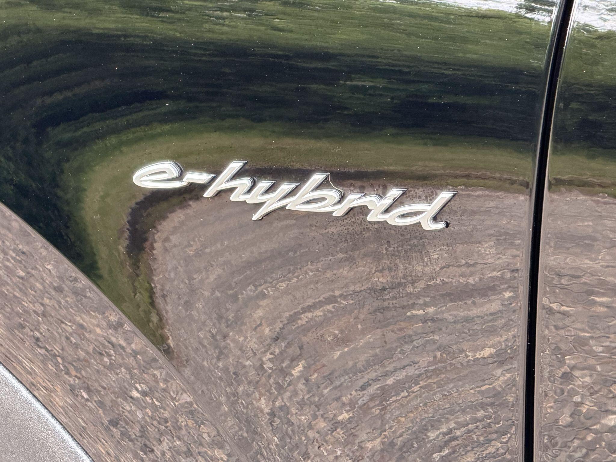 Porsche Cayenne 3.0 V6 E-Hybrid 25.9kWh TiptronicS 4WD Euro 6 (s/s) 5dr — photo 12