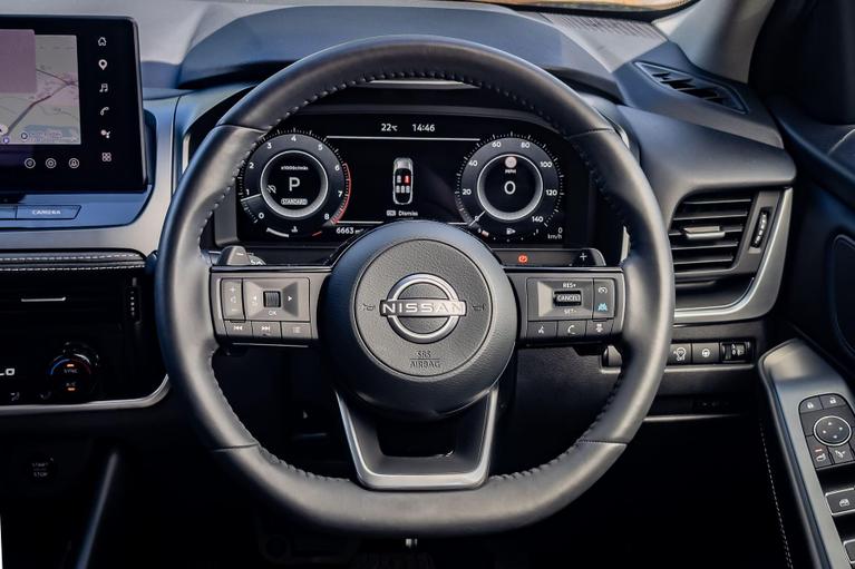 Used Nissan Qashqai OE75VUB 27