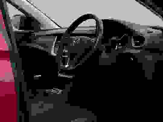 Vauxhall Grandland X Photo at-d103c7a174234ef0b199560e107846a2.jpg