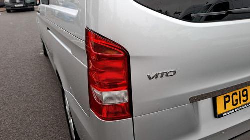 Mercedes-Benz Vito Photo at-d10eca5eebec41f6989a2692fe4613a9.jpg