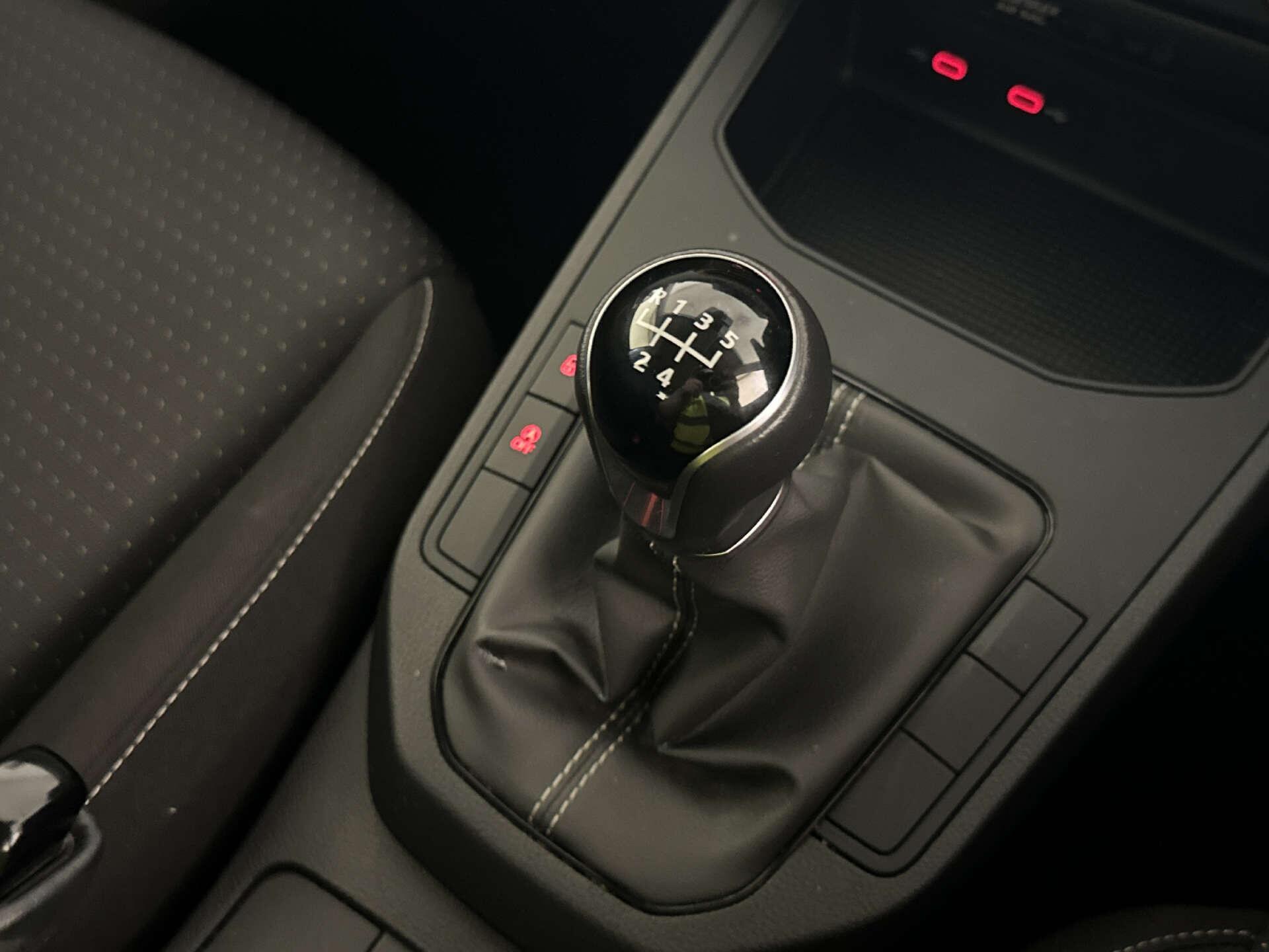 2023 SEAT Ibiza thumbnail 24
