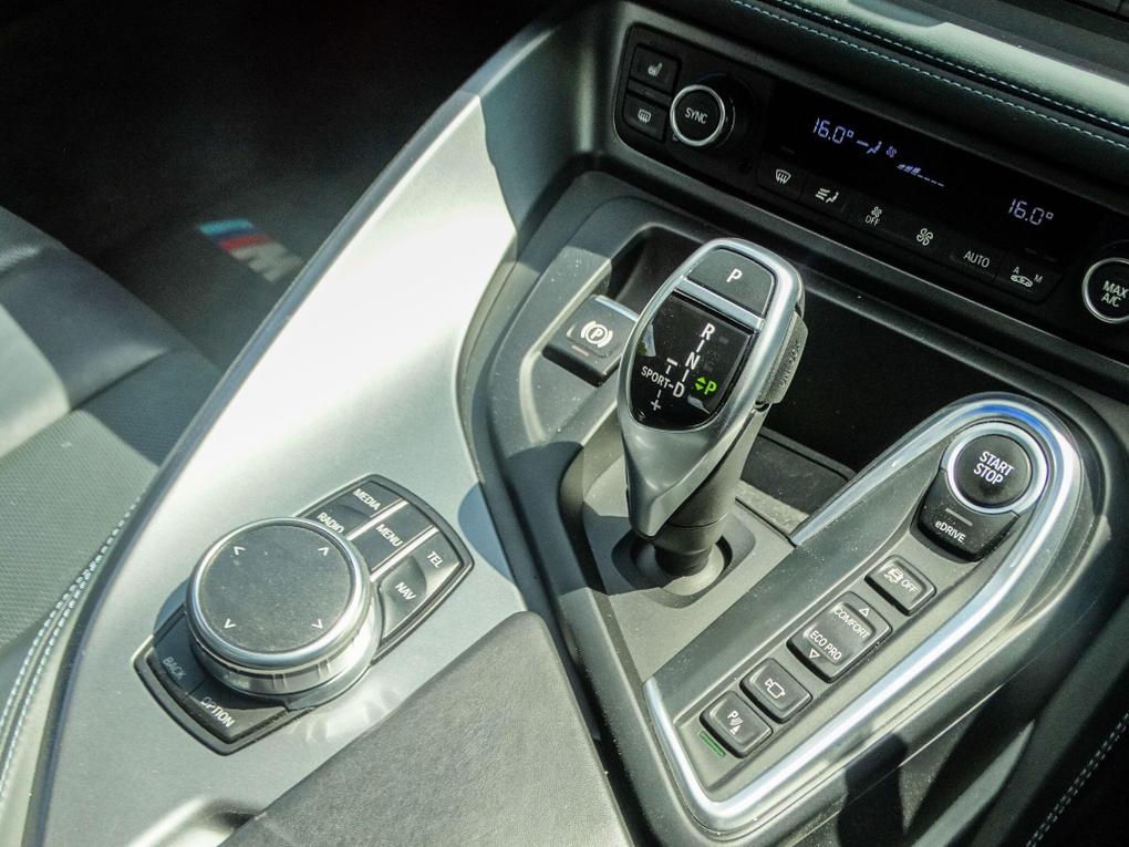 Used BMW i8 WF68XSP 31