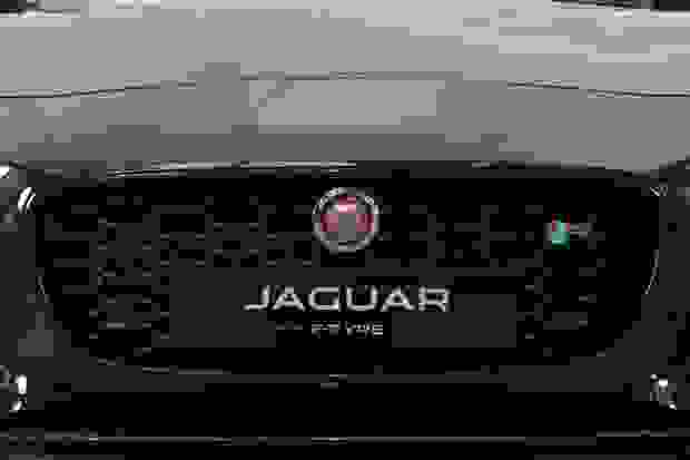 Jaguar F-Type Photo at-d14e2f529b9b4975b8a7627143301c3f.jpg