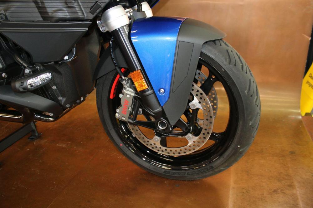 BMW R 1300 RT Photo at-d160aa304b4a405fb47a7af72643e223.jpg