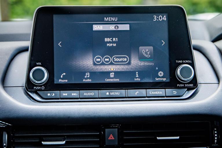 Used Nissan Qashqai BJ22XMB 19