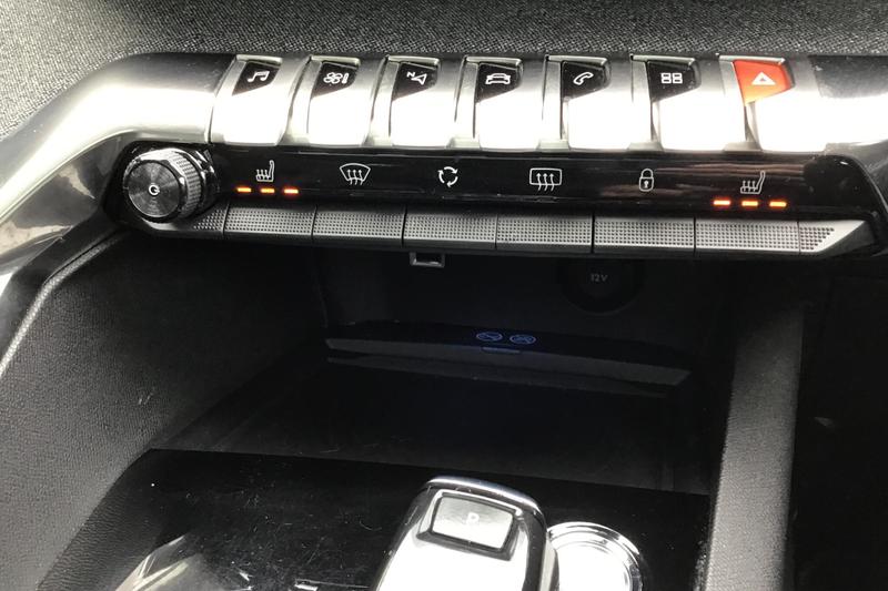 Used Peugeot 5008 YC20WMG 17