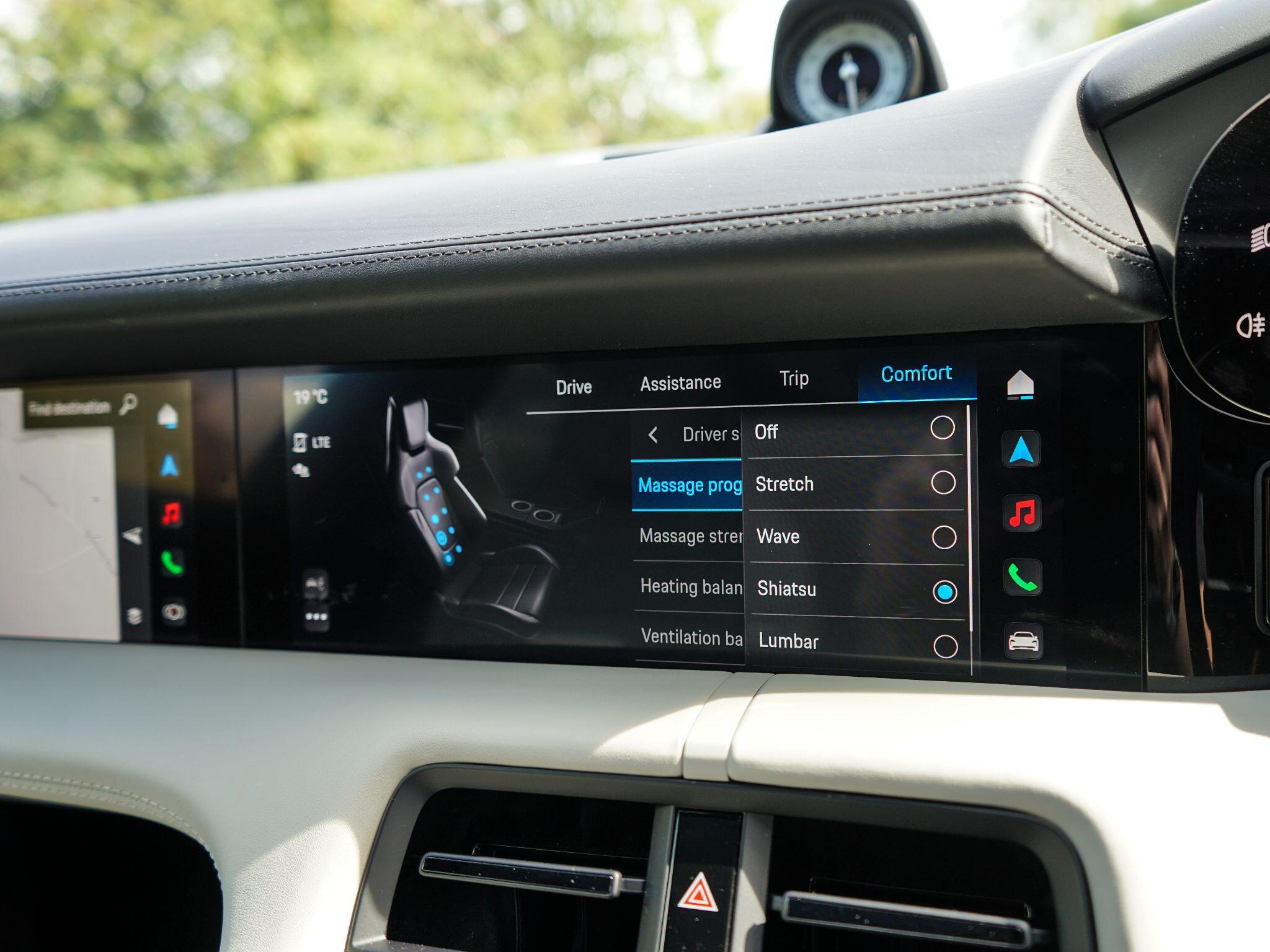 Porsche Taycan Performance Plus 93.4kWh 4S Sport Turismo 5dr Electric Auto 4WD (11kW Charger) (571 ps) — photo 44