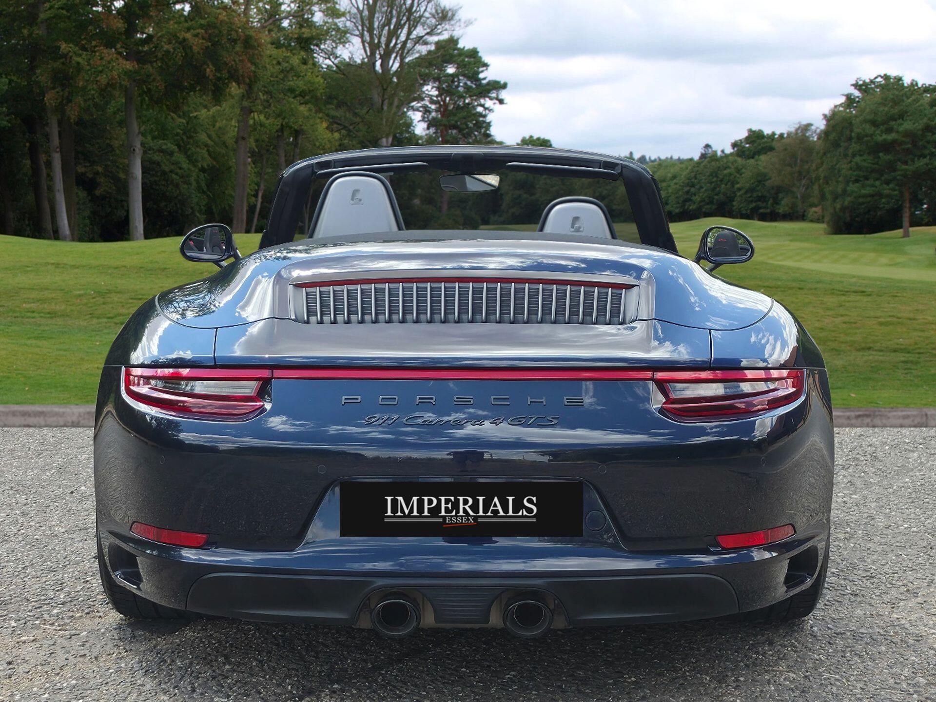 Porsche 911 3.0T 991 Carrera 4 GTS PDK 4WD Euro 6 (s/s) 2dr — photo 11