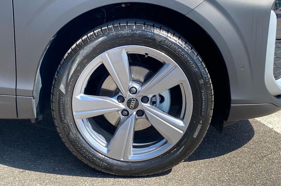 Audi Q3 Photo at-d1af9ba324f3451da2aed3424d8462ed.jpg