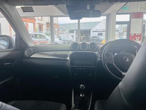 Suzuki Vitara Photo 25