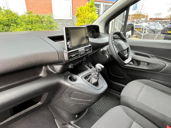 Used Peugeot Partner LP71CWV 3