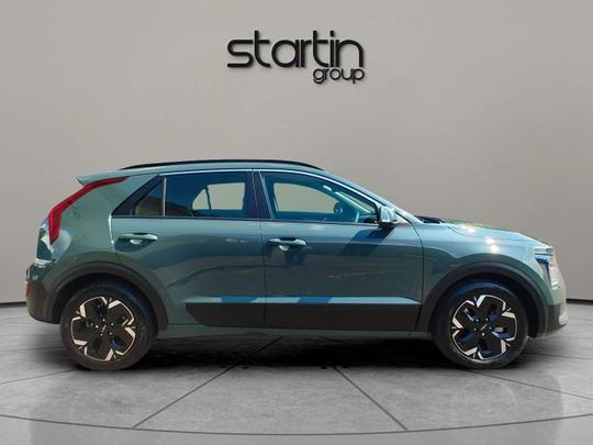 Kia Niro Photo at-d20ac768c1114c3b8c8faada8d0af116.jpg