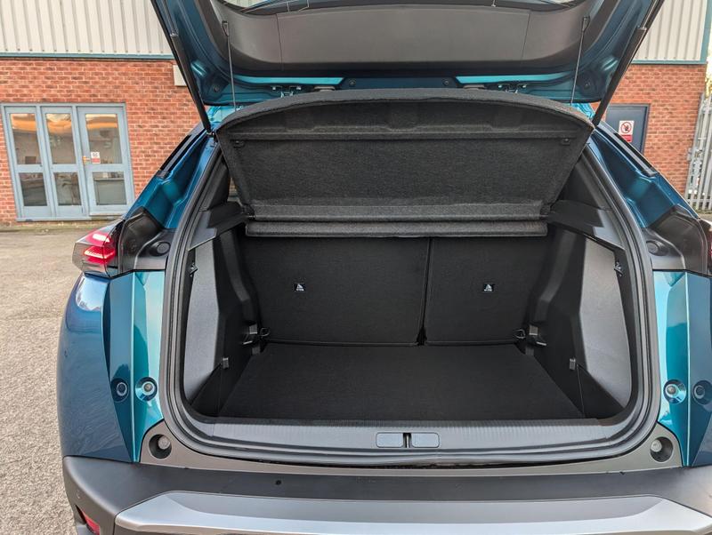 Used Peugeot 2008 202511187977563 14