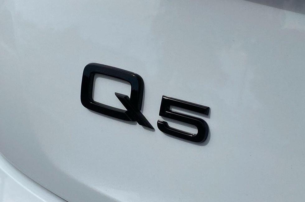 Audi Q5 Photo at-d23279bb531e442786b8531a0667f4af.jpg