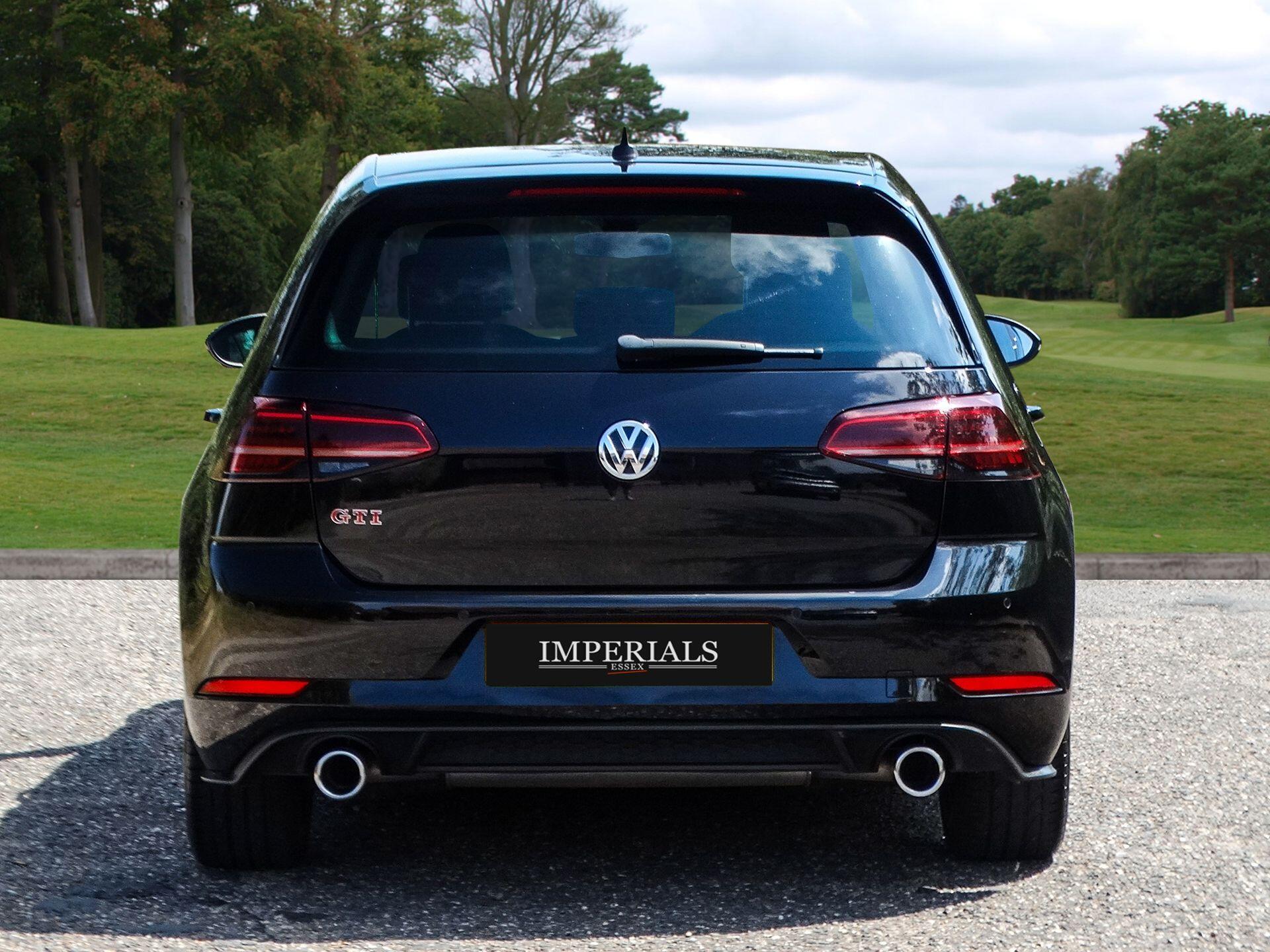 Volkswagen Golf 2.0 TSI GTI Performance Euro 6 (s/s) 5dr — photo 11