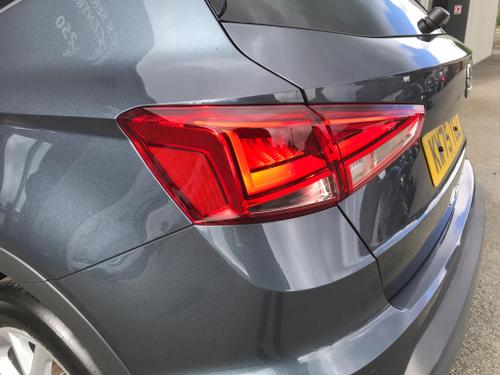 SEAT Arona Photo at-d29712fae08148cfb44c61ab6169c216.jpg