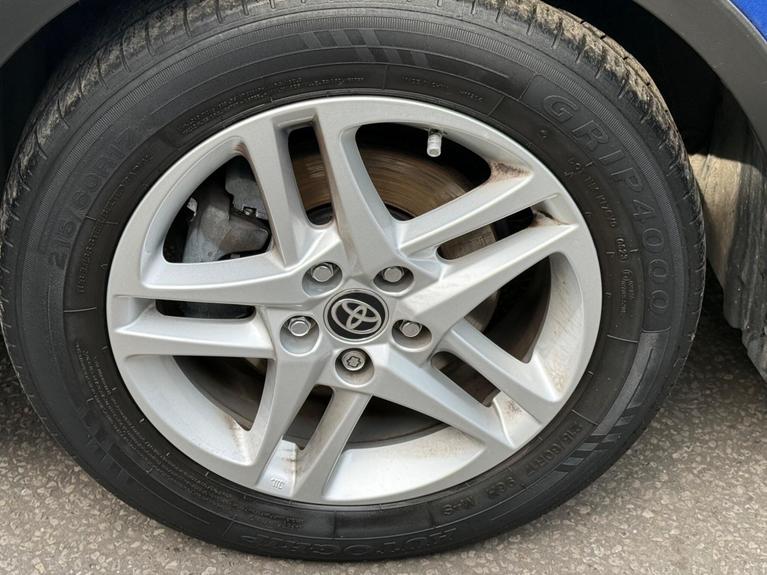 Used Toyota C-HR RO70DZN 21