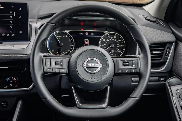 Used Nissan Qashqai WR26UGB 21