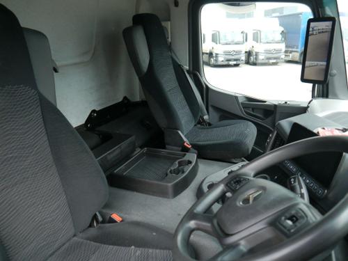 Mercedes-Benz Actros Photo at-d2d04985a9074f9e98c26380770f07ab.jpg
