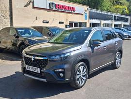 Suzuki S-Cross Photo 2