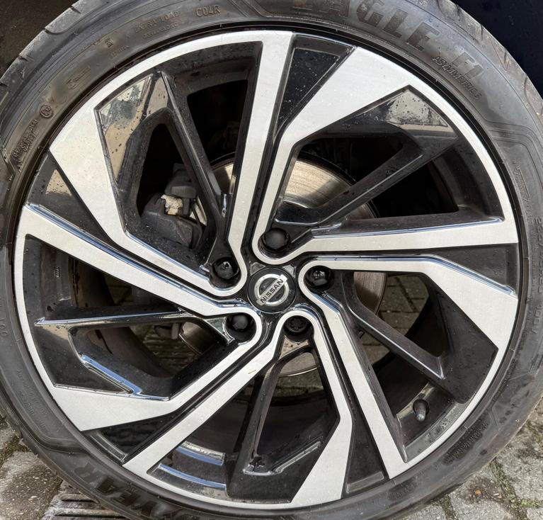 Used Nissan Qashqai WJ71FCV 24