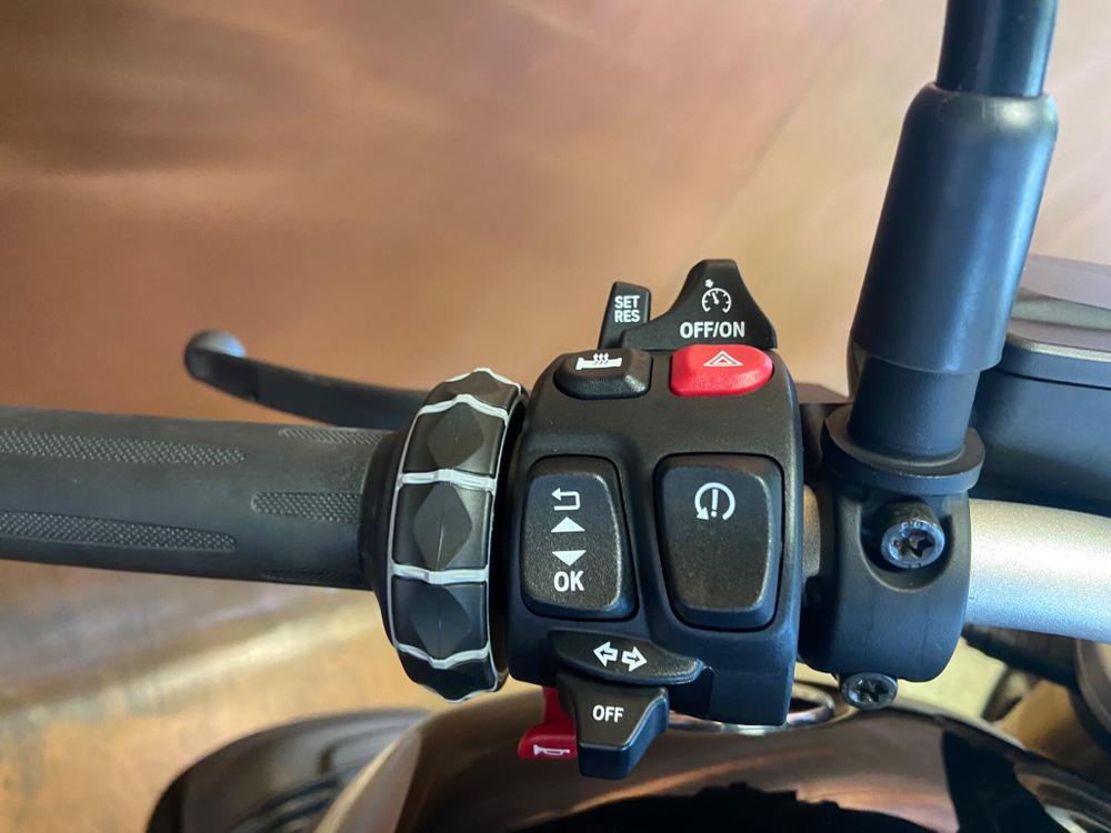 BMW R 12 nineT Photo at-d32b8b3c540a4feba2d8f299a2eada32.jpg