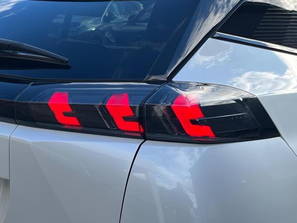 Used Peugeot E-2008 VU23SVN 45