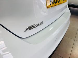 Ford Focus Photo 18