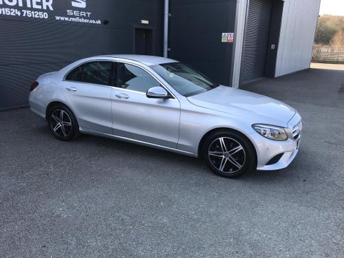 Mercedes-Benz C Class Photo at-d350ab6a04a440fdb9e53b553a4c5a7f.jpg
