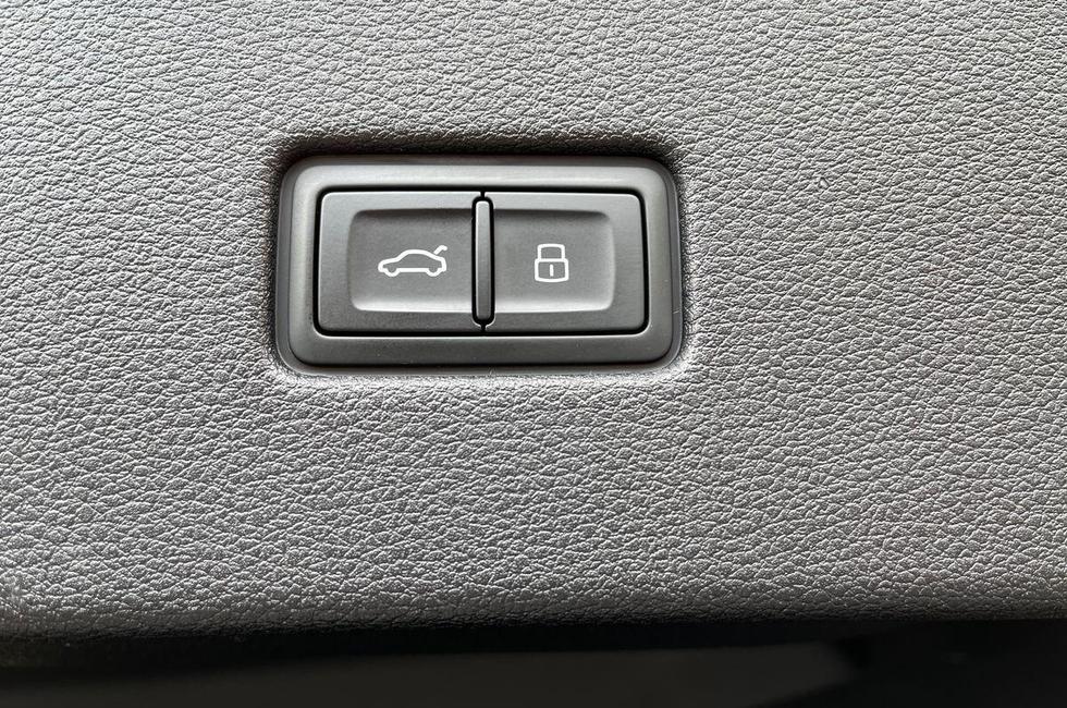 Audi Q8 Photo at-d37277c3da734660a7d1ba264d0afe14.jpg