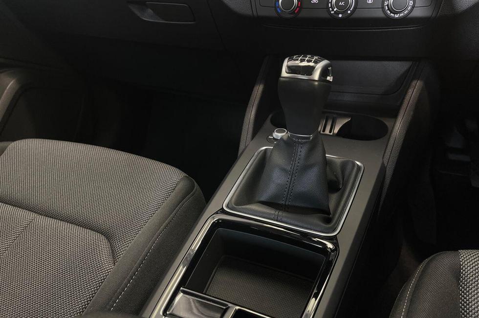 Audi Q2 Photo at-d37e7f191e1a4444beef345083e01f10.jpg