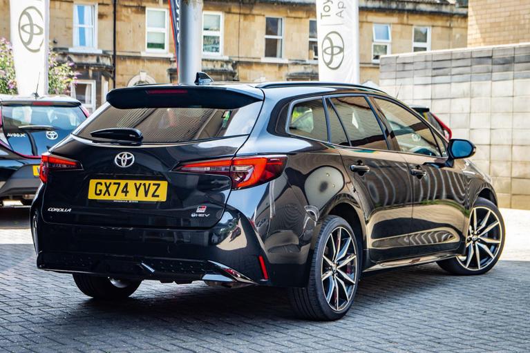 Used Toyota Corolla GX74YVZ 2