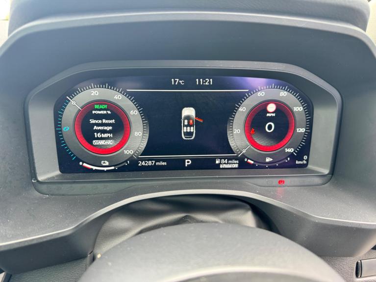 Used Nissan Qashqai YG23ZGV 4