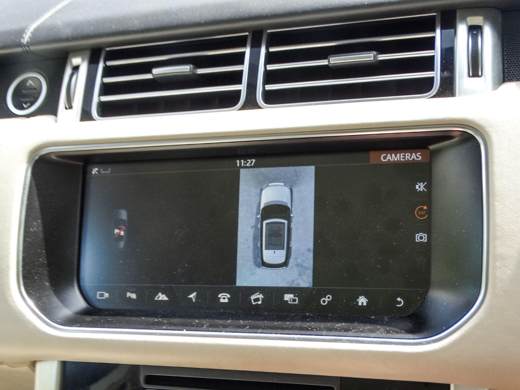Land Rover Range Rover 4.4 SD V8 Autobiography Auto 4WD Euro 6 (s/s) 5dr — photo 25