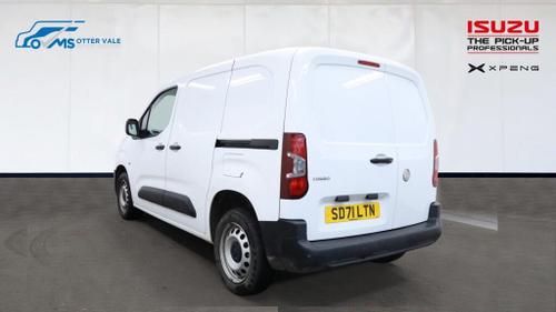 Vauxhall COMBO Photo at-d40221927cf54c8ca19aa2104cdce679.jpg